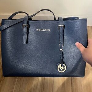 Michael Kors Jet Set Travel Large Saffiano Leather Tote - Navy, Like New